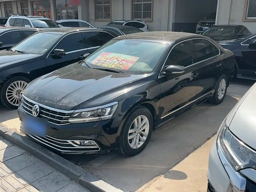 Volkswagen Passat 2015 1.8TSI DSG Honor Edition