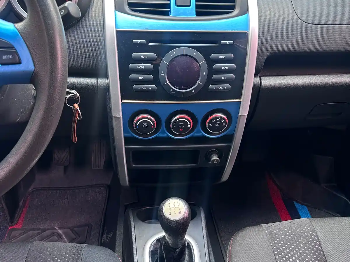 Changan CX20 2014 2014 1.4L Manual Sport China IV