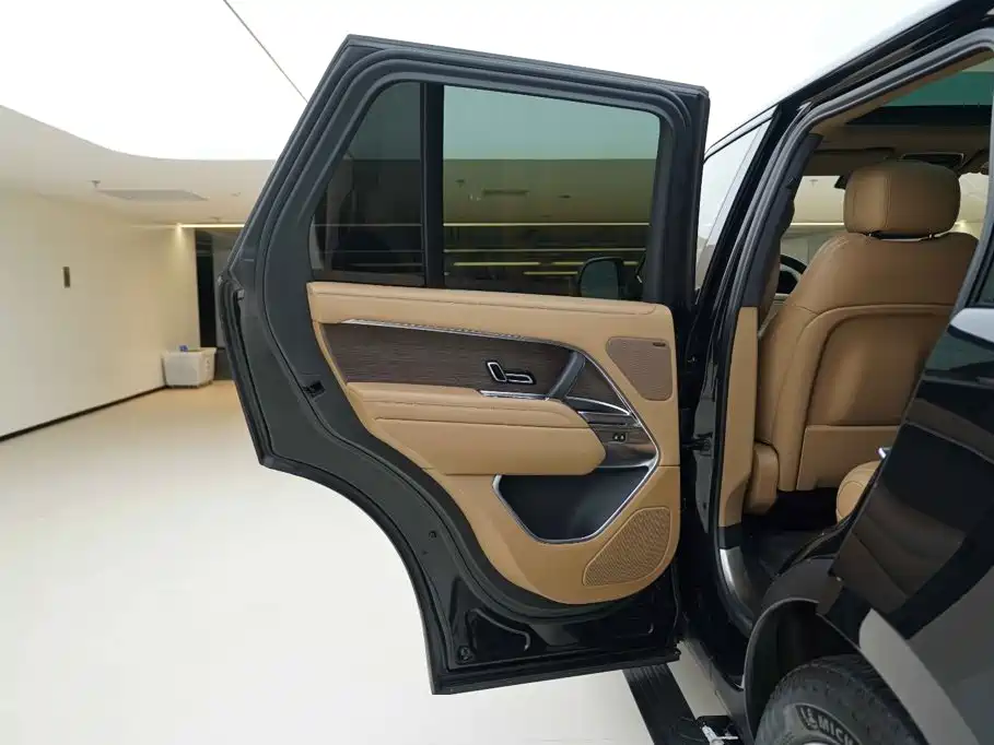 Фото 20 - Land Rover Range Rover