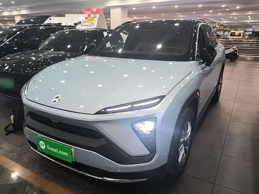 NIO ES6 2020