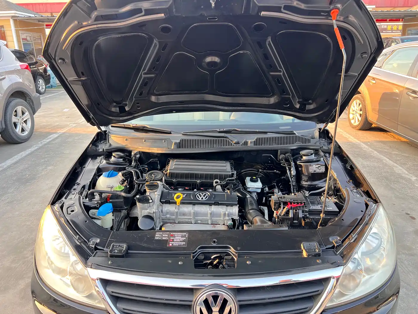 Volkswagen Lavida 2013 Classic 1.6L Manual Style Edition фото 22