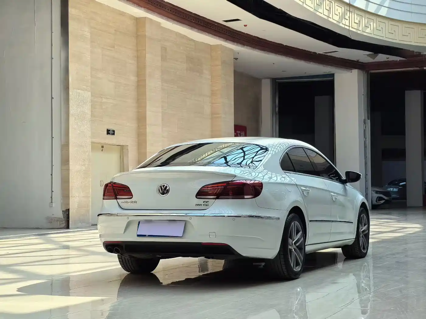 Volkswagen FAW-Volkswagen CC 2016 Model 1.8TSI Premium фото 17