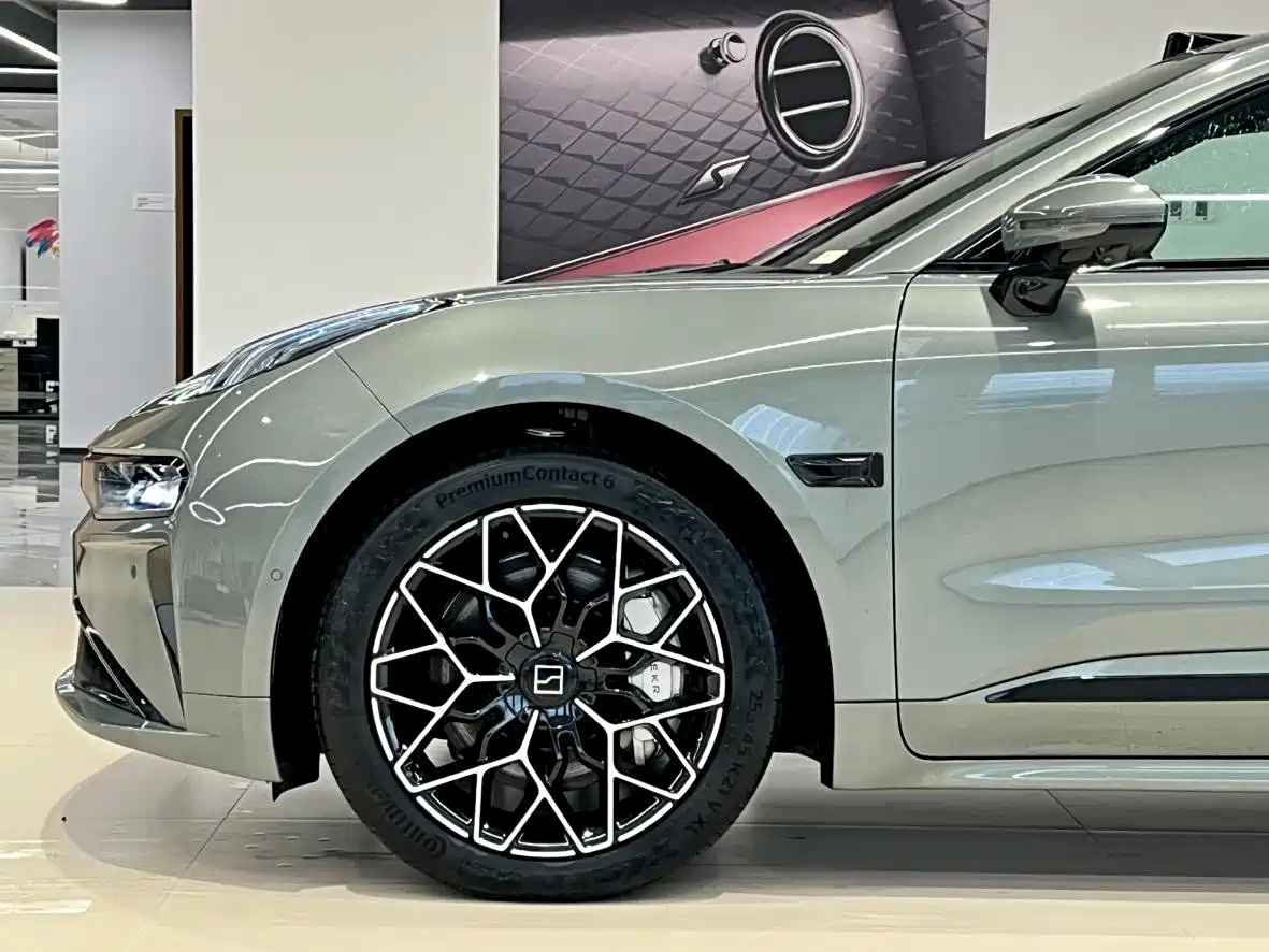 ZEEKR EXTREME KRYPTON 001