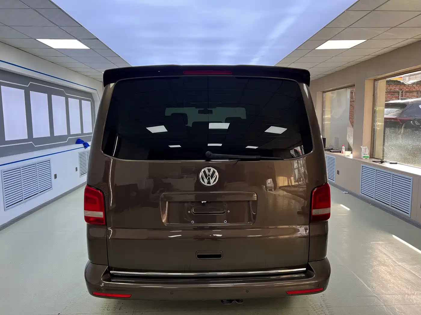 Volkswagen Multivan 2016 2.0TSI 2WD Comfort 7-Seater фото 5