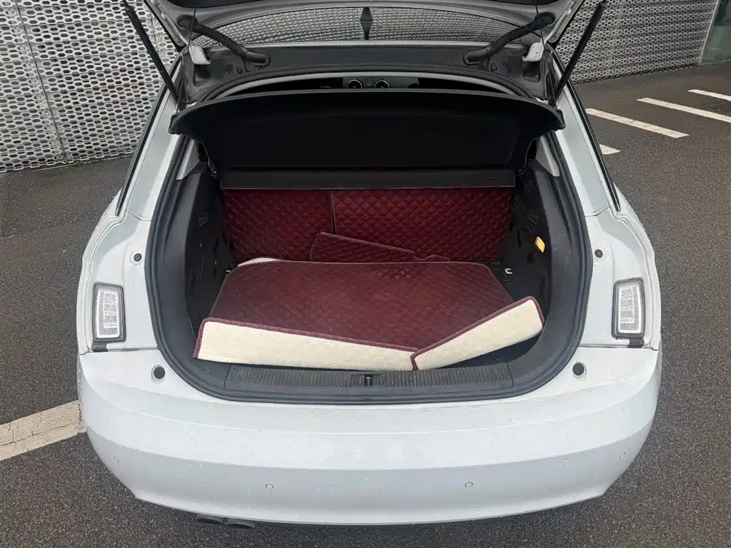 Audi A1 2013 Model 30 TFSI Sportback Ego фото 5