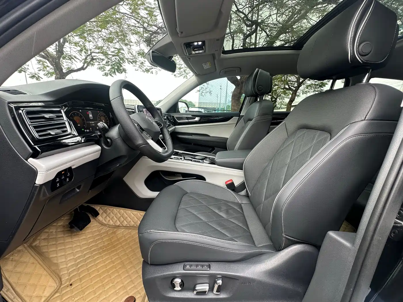 Volkswagen Teramont 2021 380TSI 4WD Premium Luxury Edition фото 15