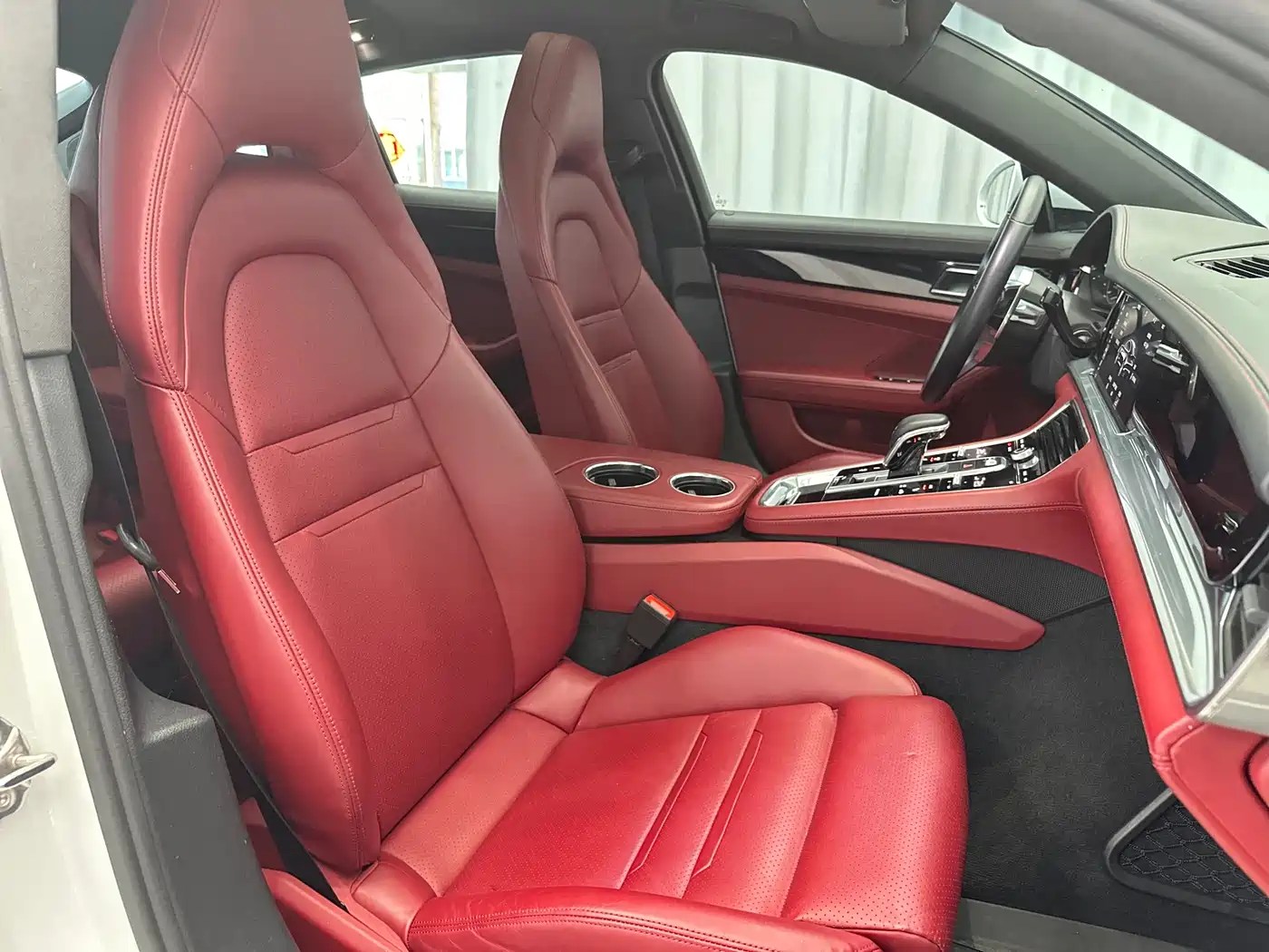 Porsche Panamera 2017 Panamera 3.0T фото 44