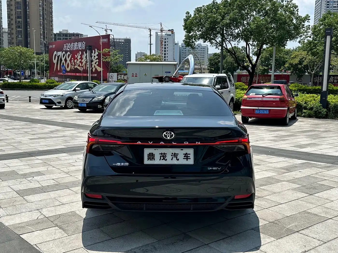 Toyota Avalon 2026 2024 Hybrid 2.0L Luxury Edition