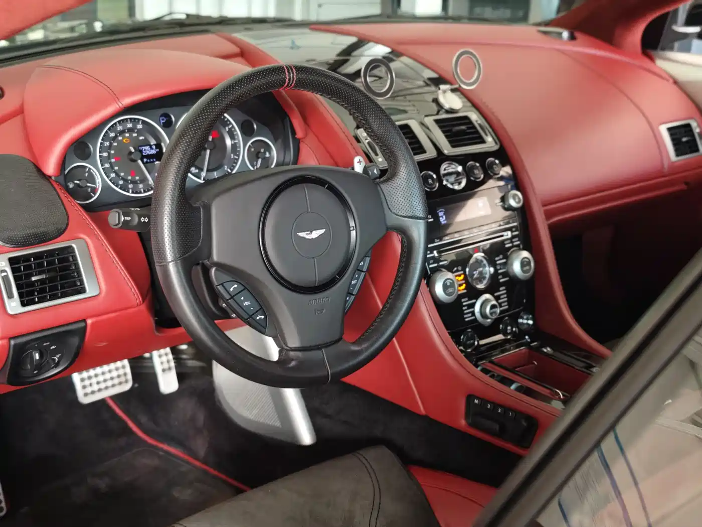 Aston Martin DBS 2010 2009 6.0 Touchtronic Coupe
