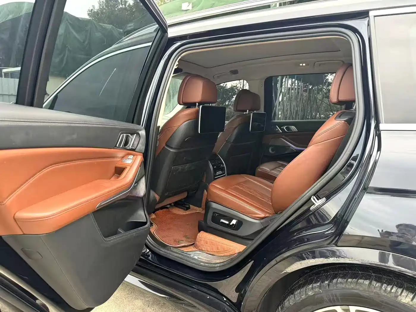 BMW X7 2021 xDrive40i Executive Luxury Package фото 6