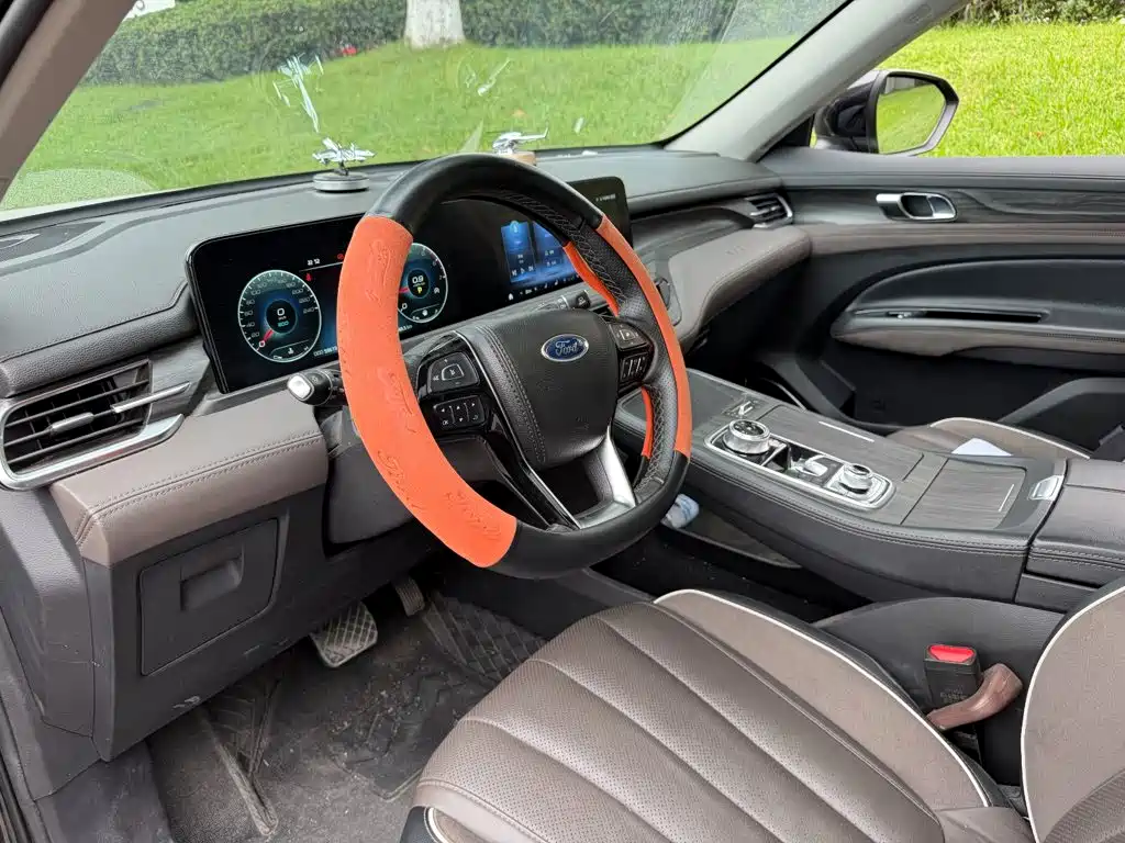 Ford Territory 2024 2023 EcoBoost 225 Premium PLUS 7-seater (2/2/3)