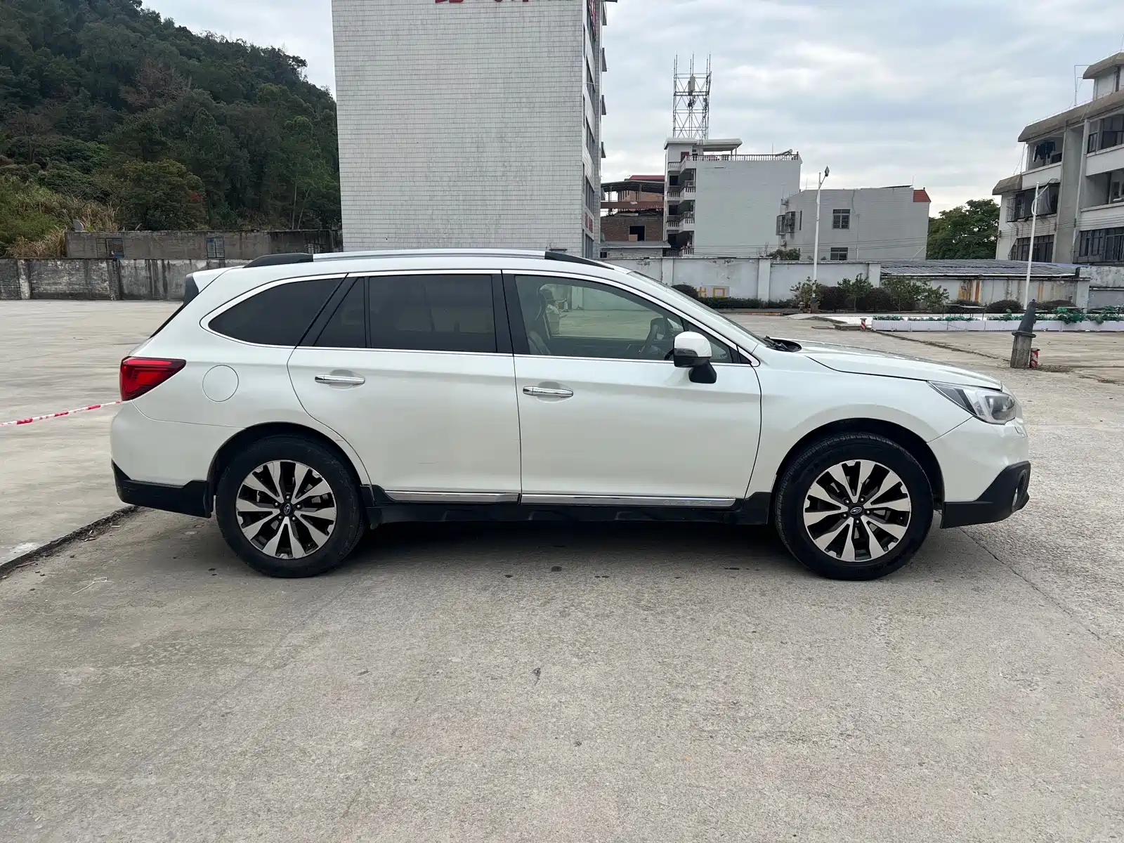 Фото 10 - Subaru Outback