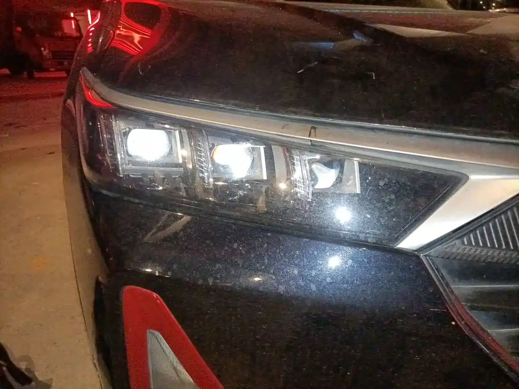 Dongfeng Aeolus Dongfeng Fengshen AX7 2021 2021 PRO 1.6T Auto Smart Driving Edition