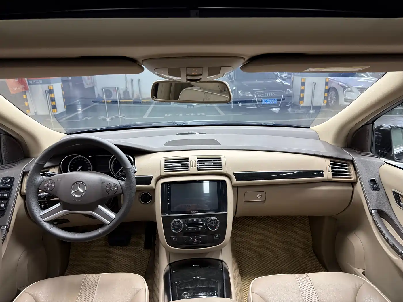 Mercedes-Benz R-Class 2015 R 320 4MATIC Luxury фото 10