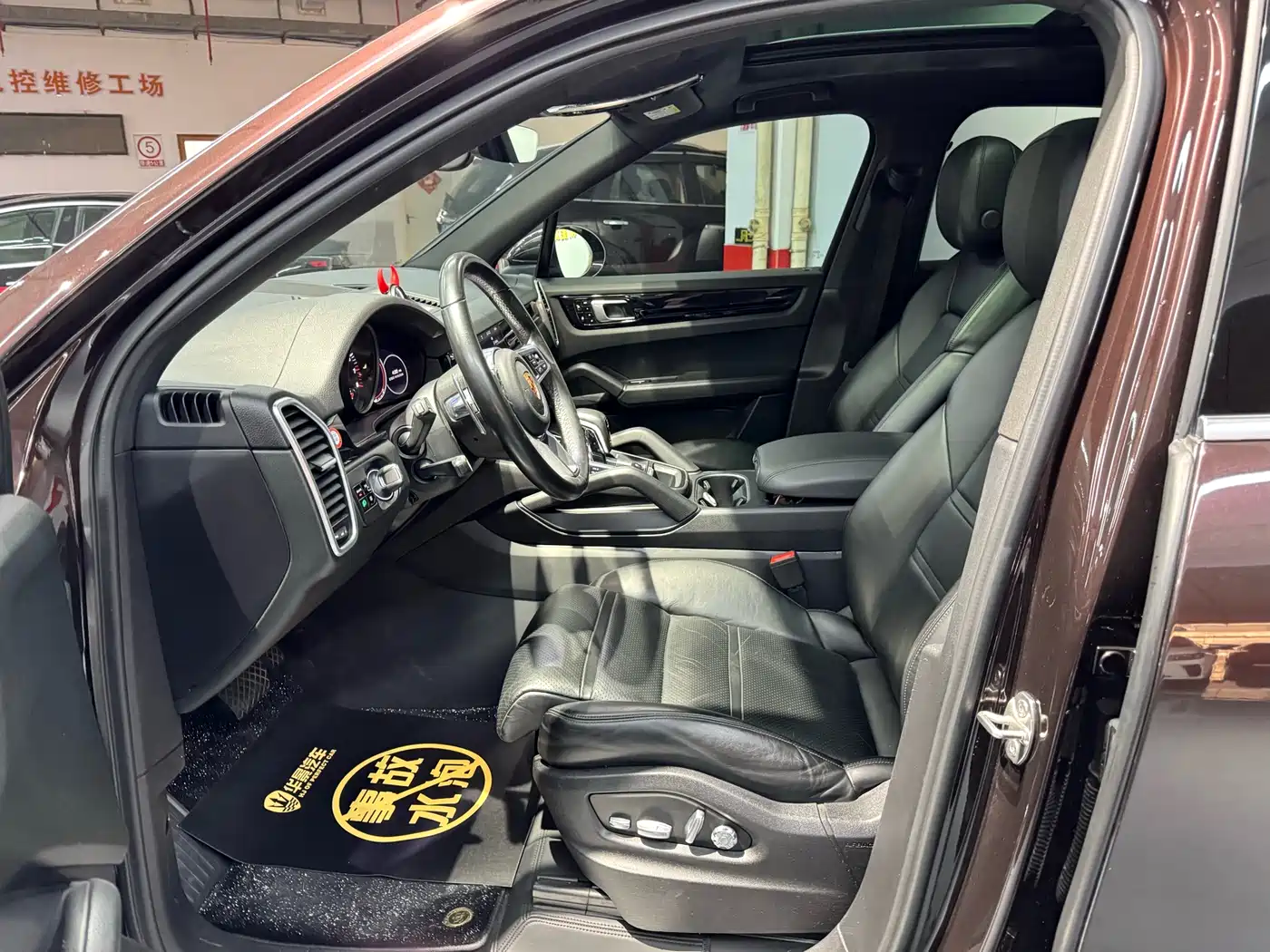 Porsche Cayenne 2018 Cayenne 3.0T фото 19