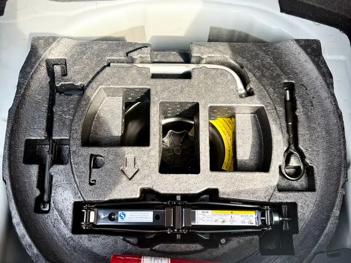 Volkswagen T-Cross 2021 1.5L Auto Comfort Edition фото 14