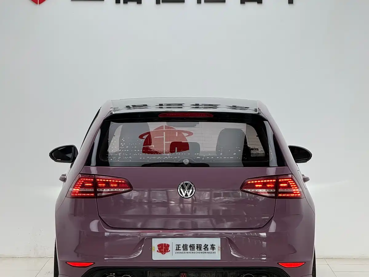 Volkswagen Golf 2017 280TSI Auto R-Line Millionth Anniversary Edition фото 30