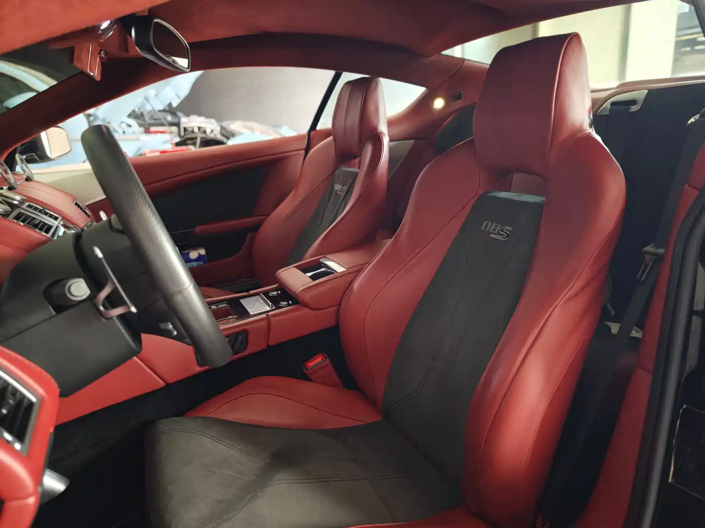 Aston Martin DBS 2010 2009 6.0 Touchtronic Coupe