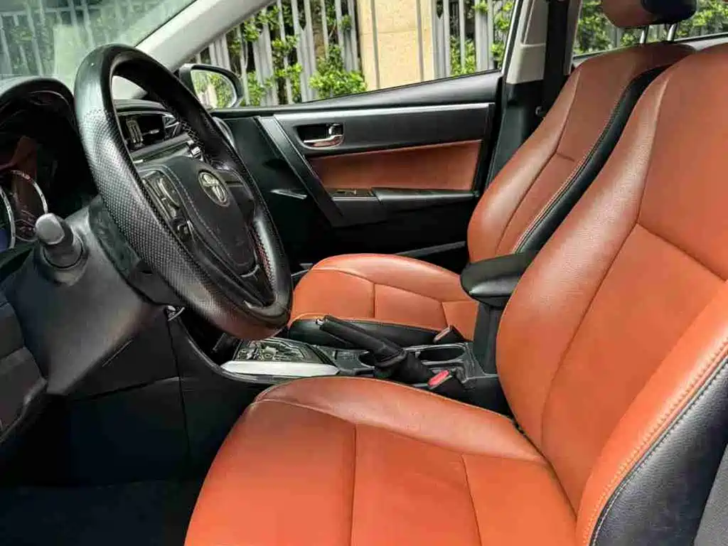 Toyota Corolla 2018 1.2T S-CVT GL Smart Edition фото 9