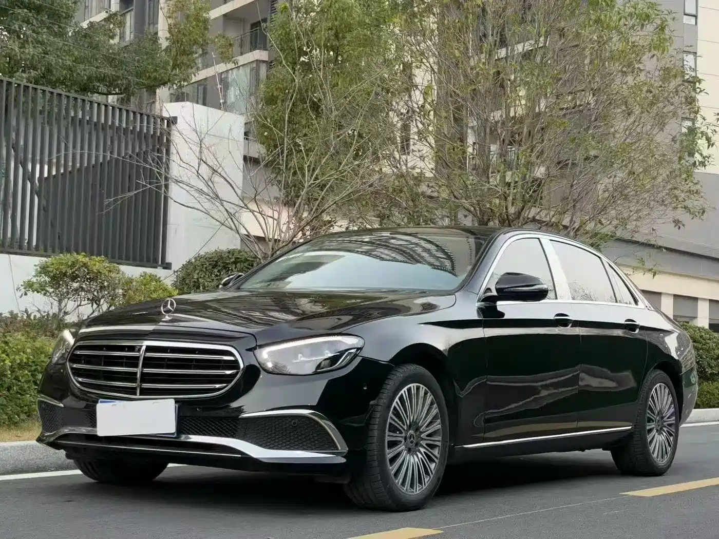 Mercedes-Benz E-Class 2022 E 300 L Sport Luxury