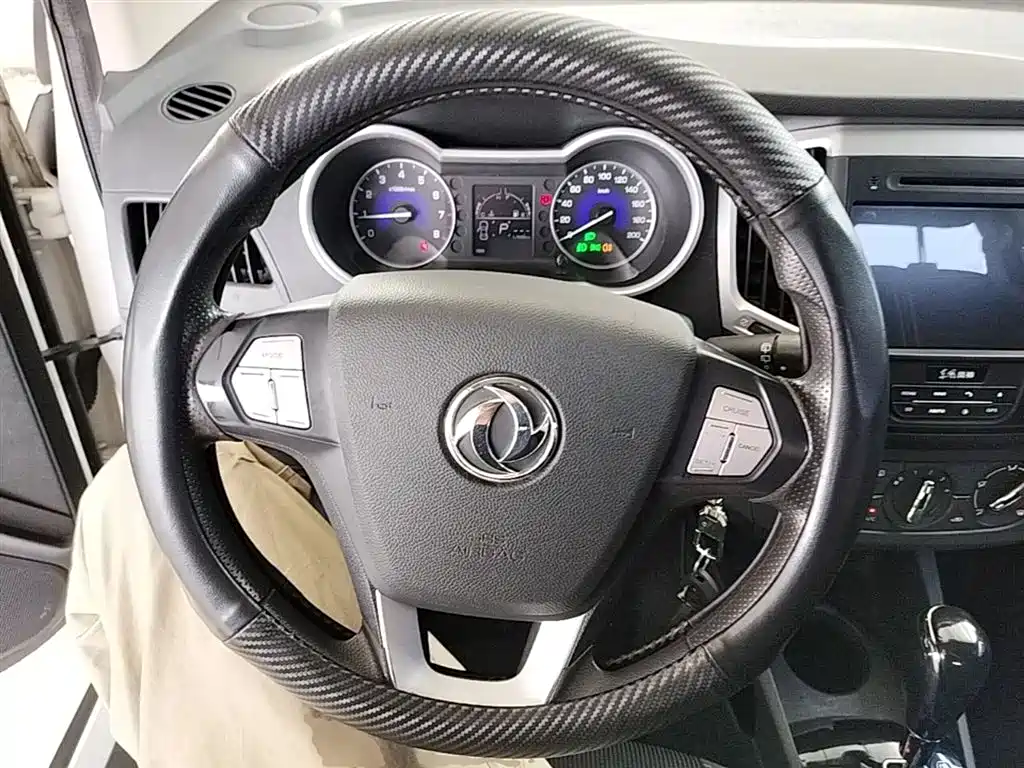 Dongfeng Aeolus Dongfeng Fengshen AX3 2016 2016 1.5L Automatic Trendy Cool Edition