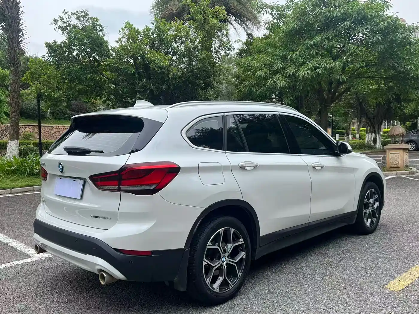 BMW X1 2020 sDrive25Li Leading Model фото 9
