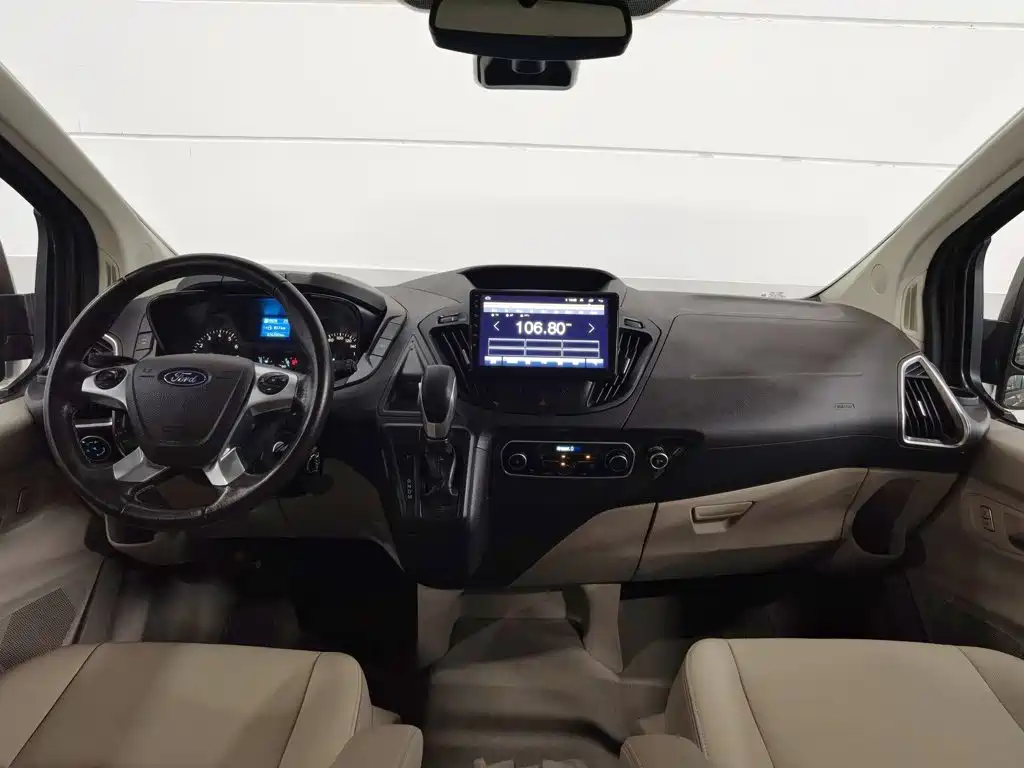Ford Tourneo 2017 2017 2.0T Automatic Smart Elite Edition