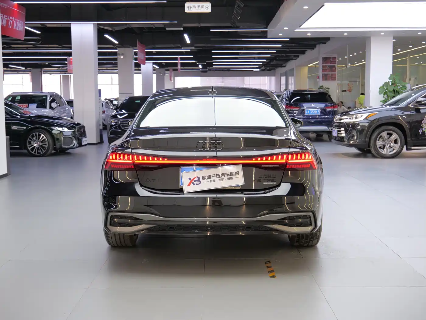 Audi A7L 2024 45 TFSI quattro Black Warrior Edition фото 20