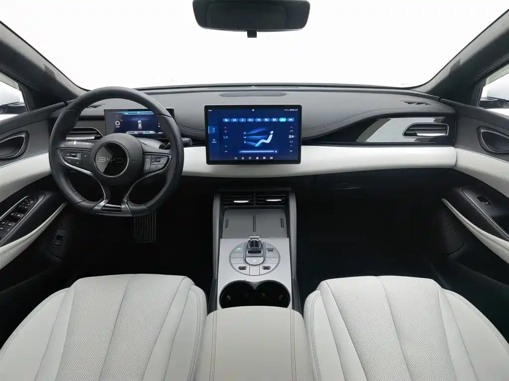 BYD SEAL 06 NEW ENERGY