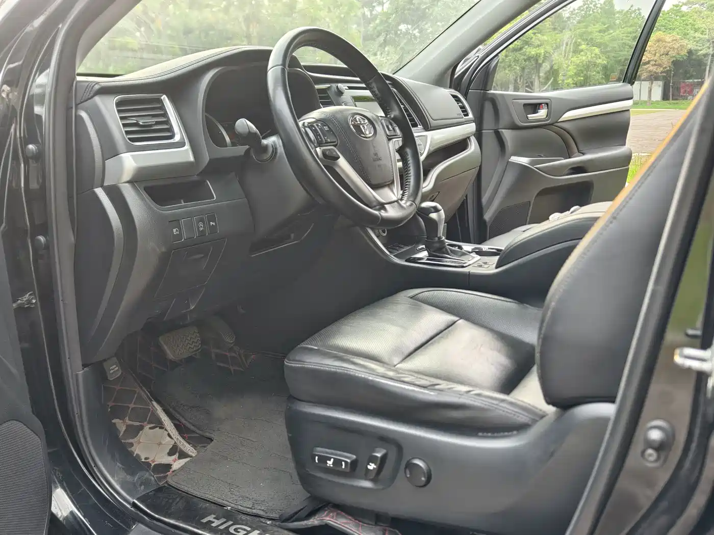 Toyota Highlander 2018 2.0T 4WD Luxury 7-seater (China V) фото 12