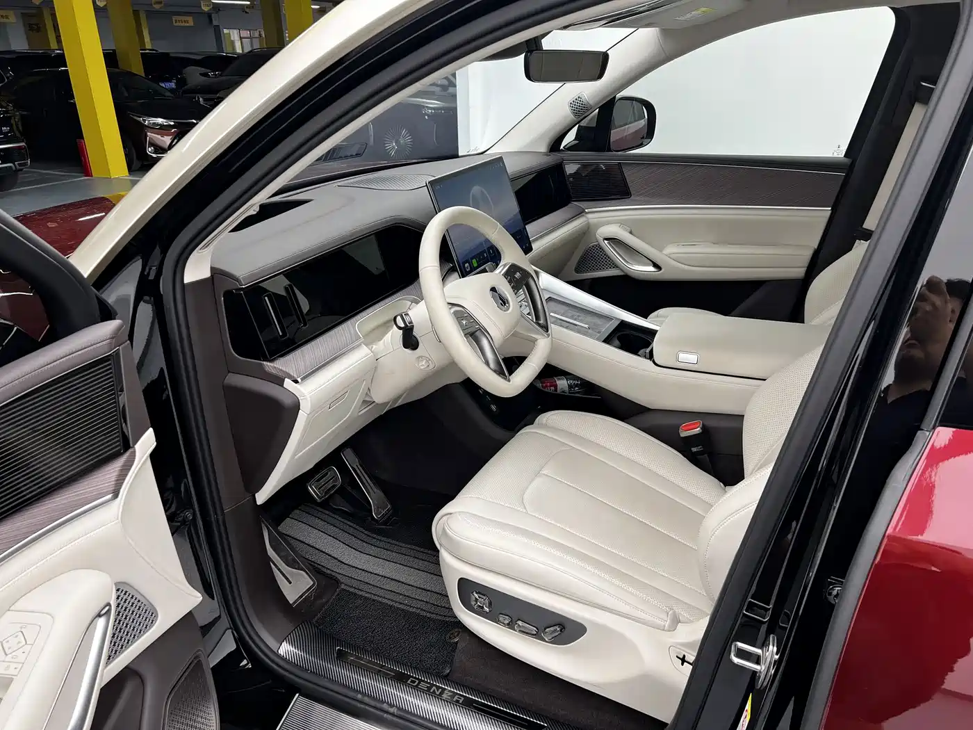 Denza N9 2025 2025 Model Prestige Edition