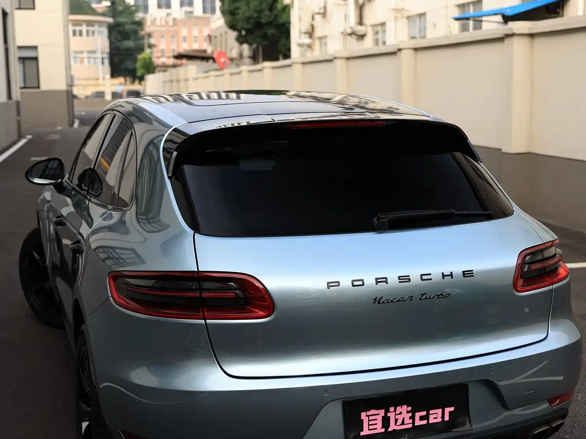 Porsche Macan 2017 Macan Turbo 3.6T фото 5