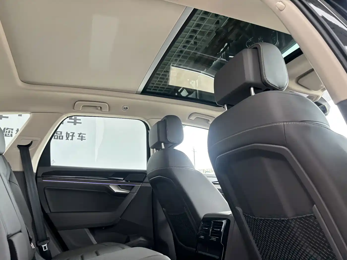 Фото 29 - Volkswagen Touareg