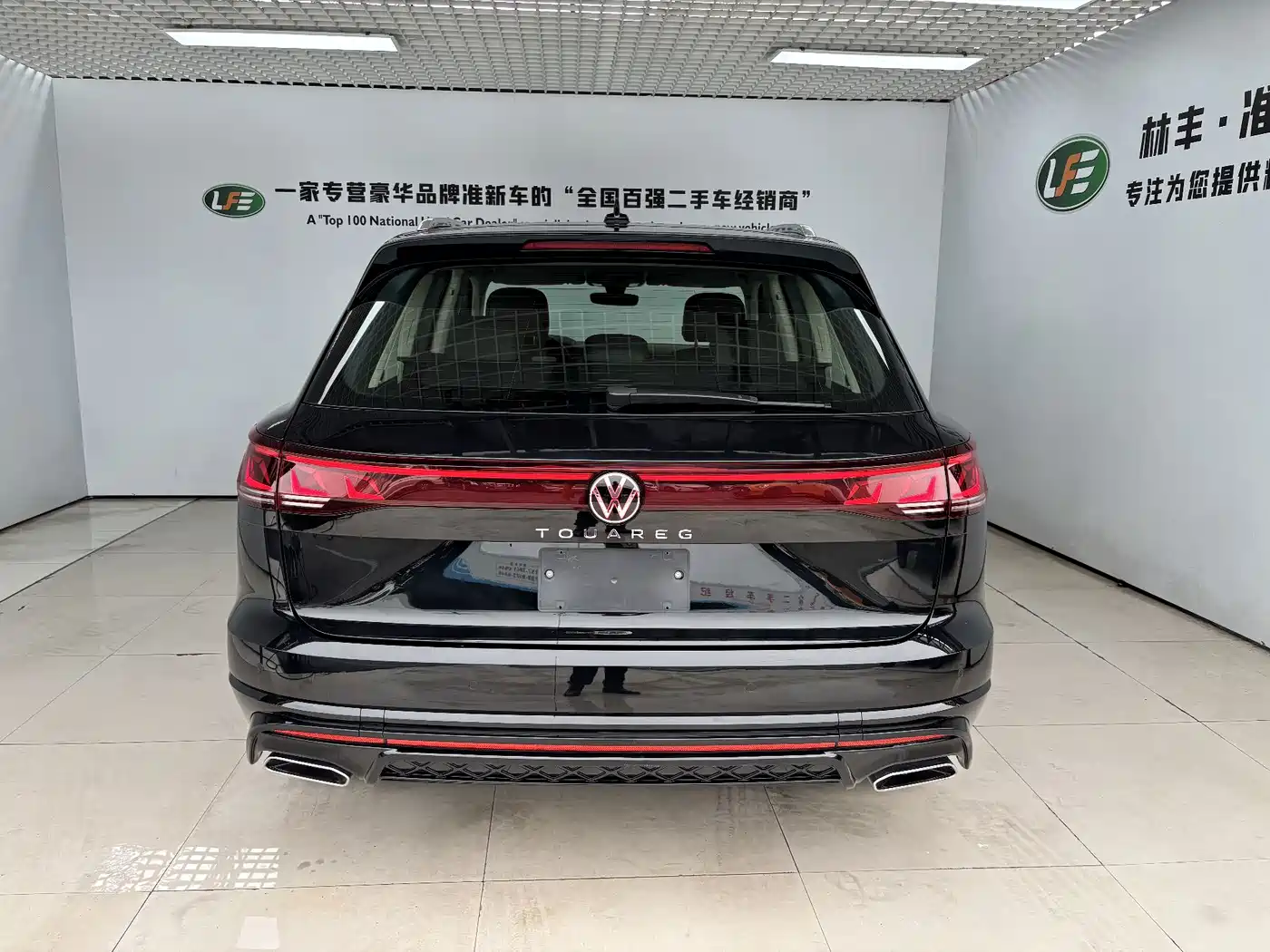 Фото 6 - Volkswagen Touareg