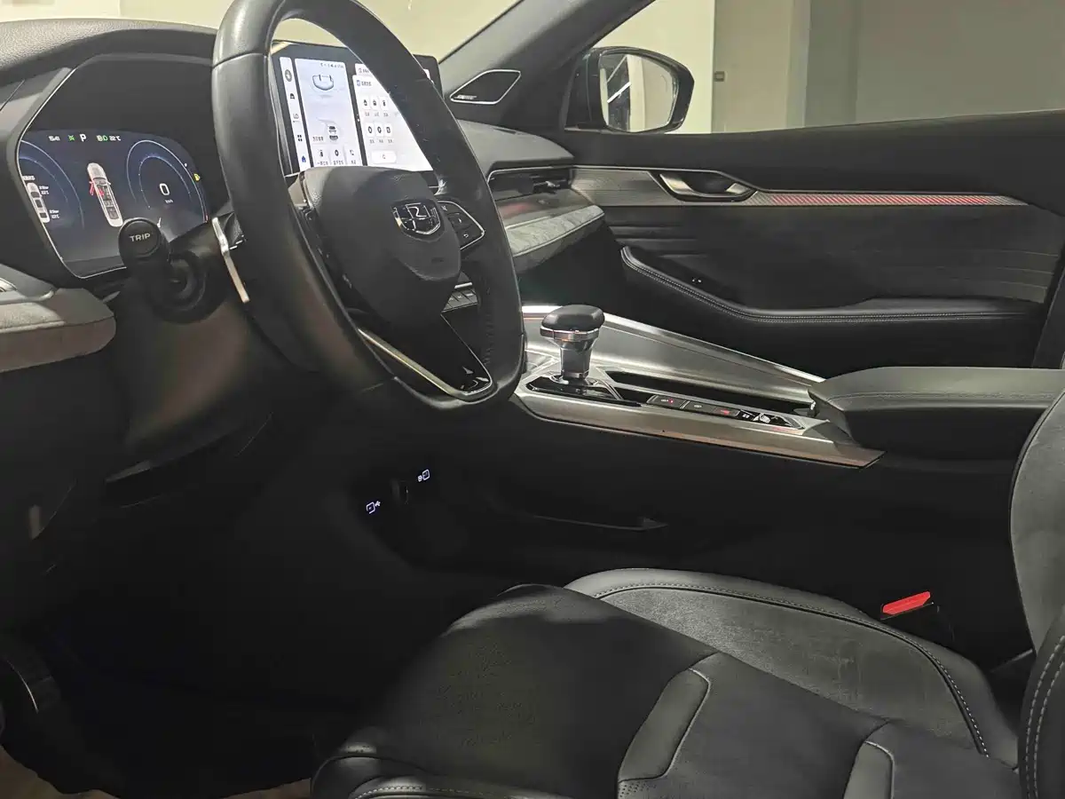 Фото 9 - Geely Preface