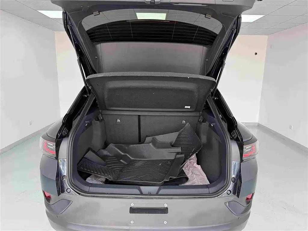 Фото 13 - Volkswagen ID.4 CROZZ