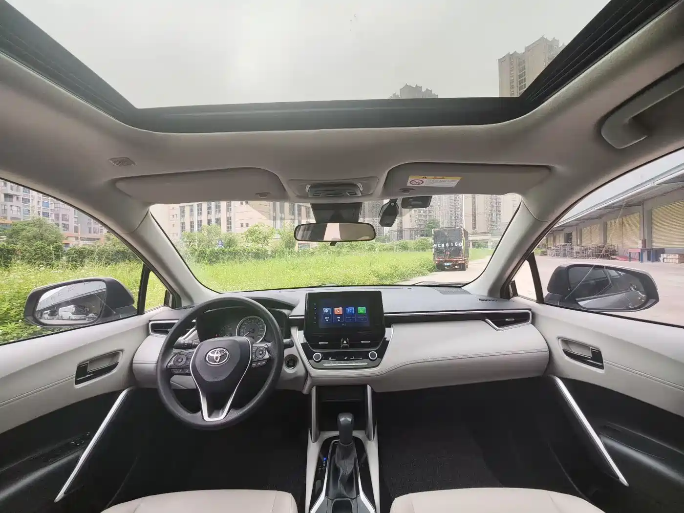 Toyota Frontlander 2023 2.0L CVT Leading Edition фото 6