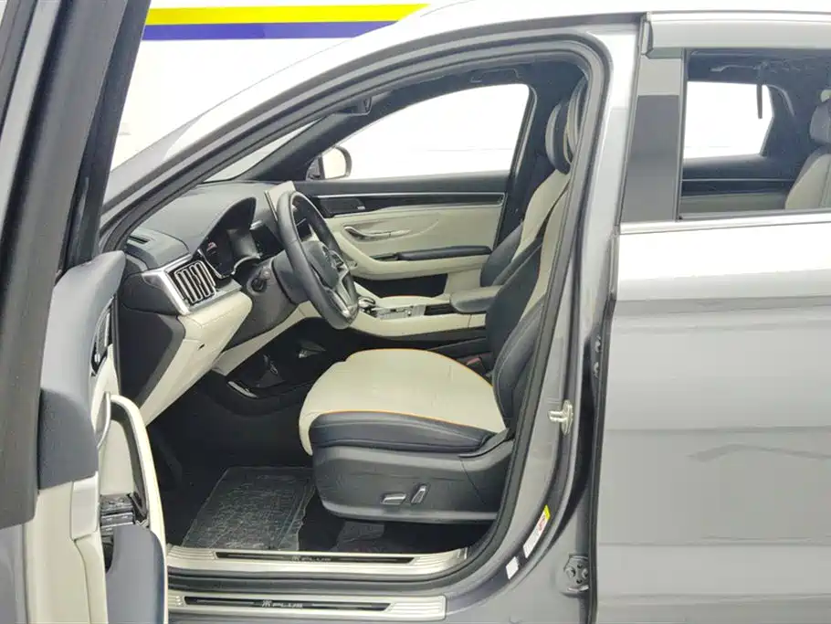 BYD Song PLUS PHEV 2021 EV Flagship фото 9