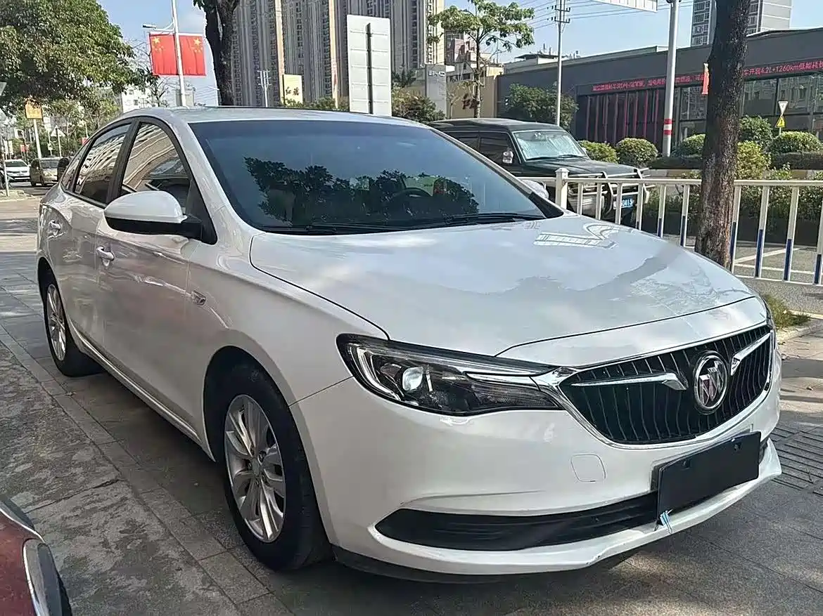 Buick Excelle 2021 1.3T Auto Mild Hybrid Elite фото 3