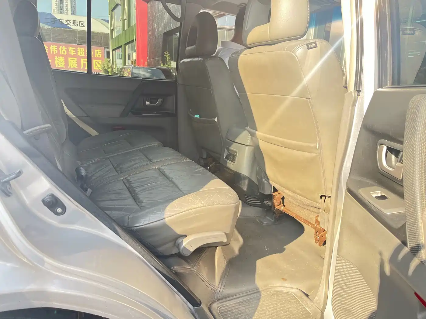Mitsubishi Pajero 2007 2006 Model 3.0L MT GLS