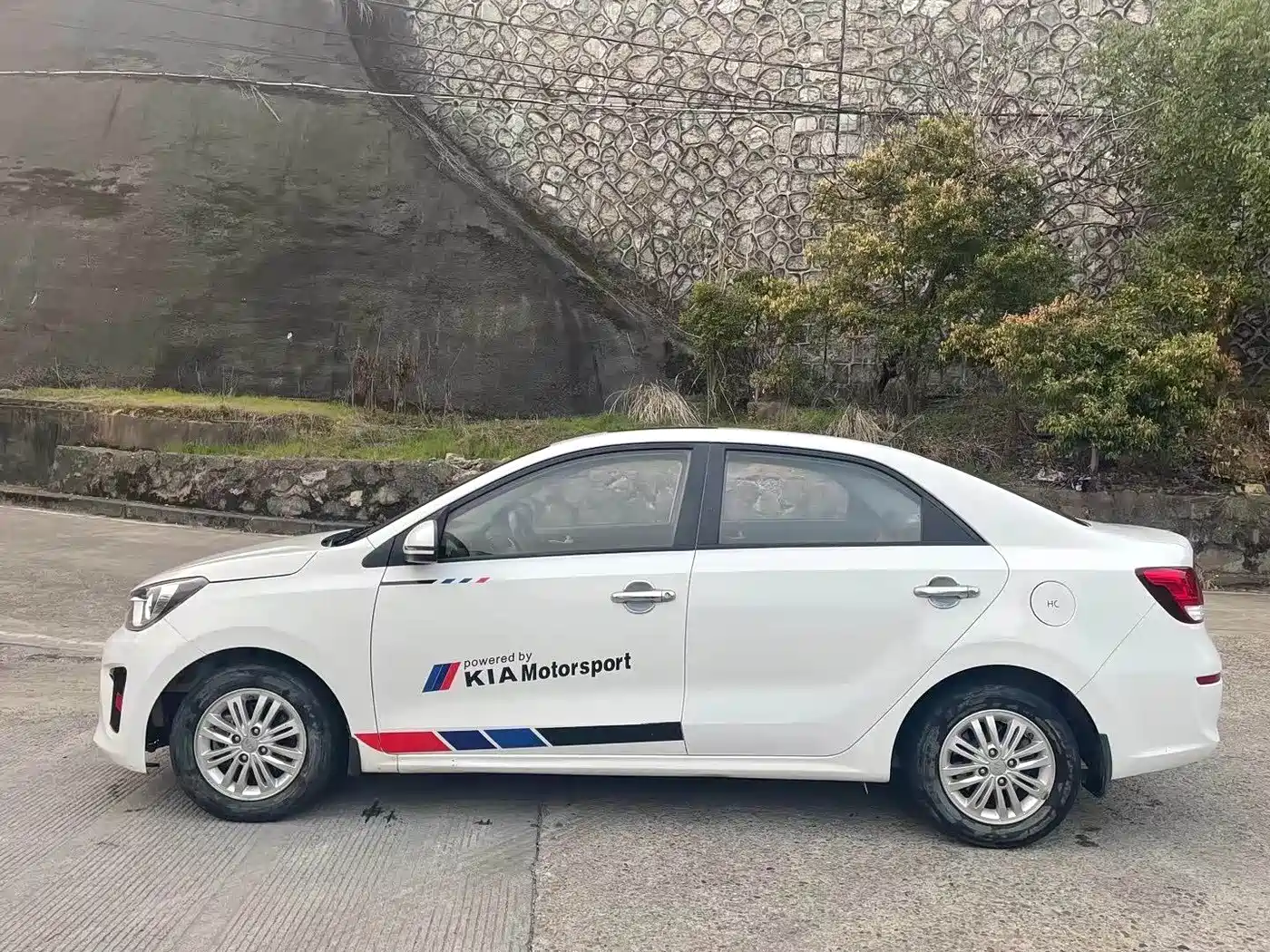Kia Huan Chi 2017 1.4L Manual Value Intelligent фото 5