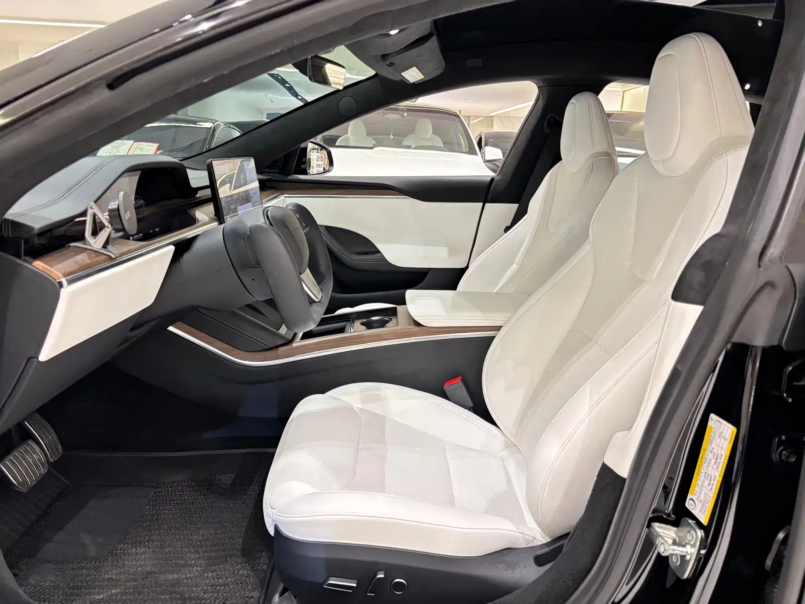 Фото 9 - Tesla Model S