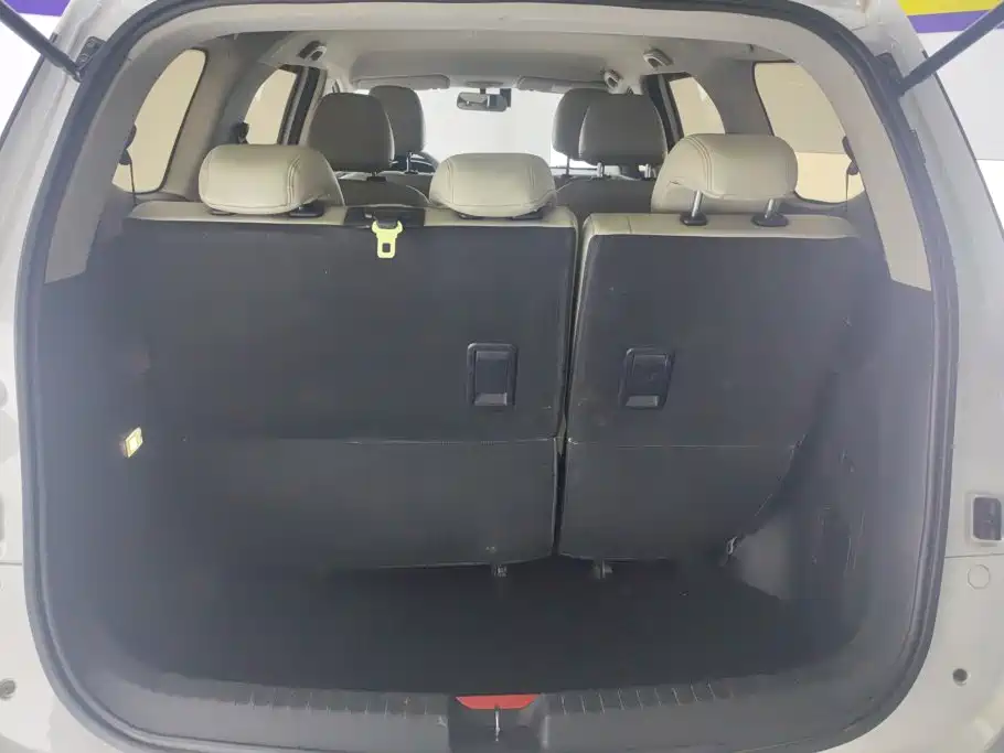 Baojun 730 2020 2019 1.5L Manual Fashion Version 7-Seater China V