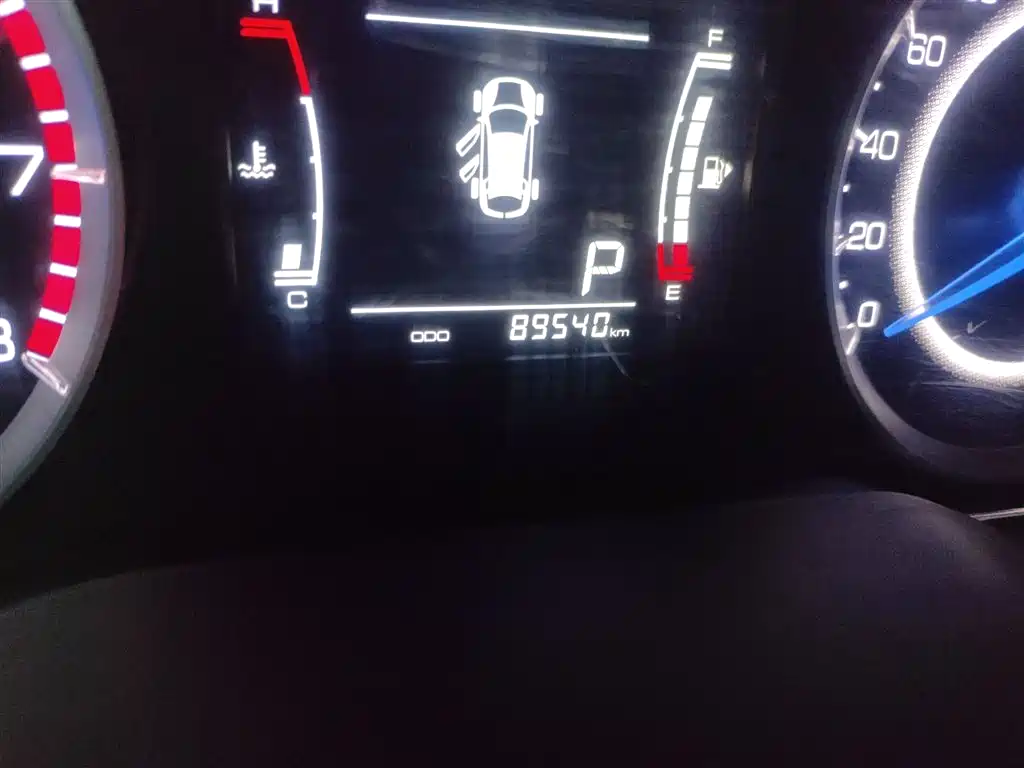 Sinotruk VGV VGV U70 2021 2020 Model 1.5T Auto Smart Elite 7-Seater