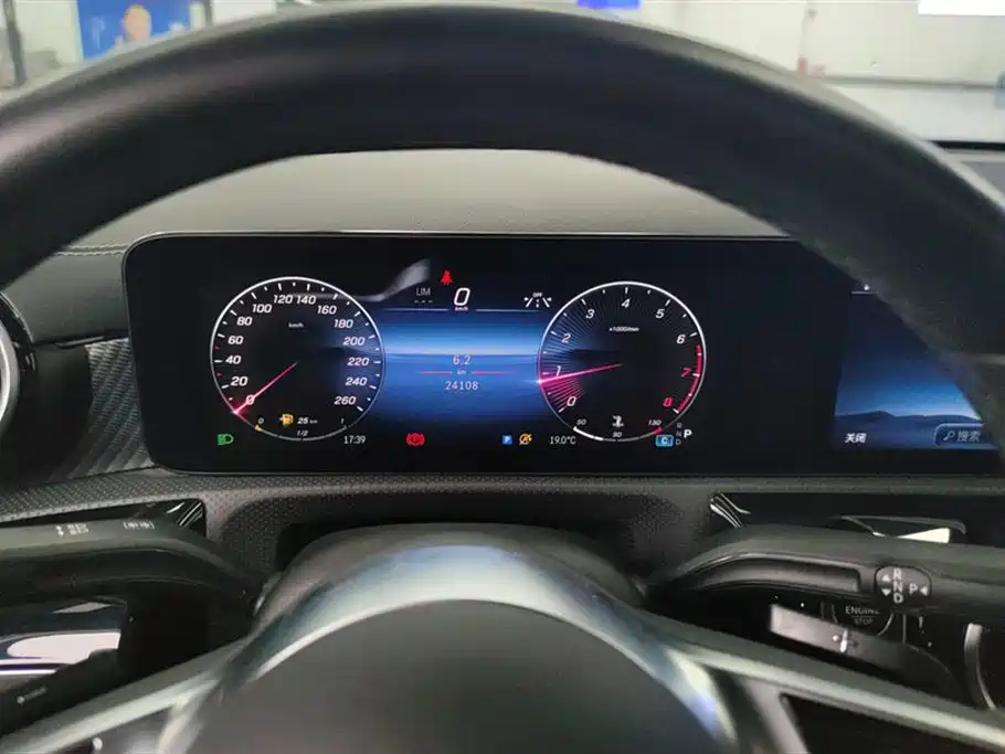 Mercedes-Benz A-Class 2023 A 200 L Dynamic фото 14
