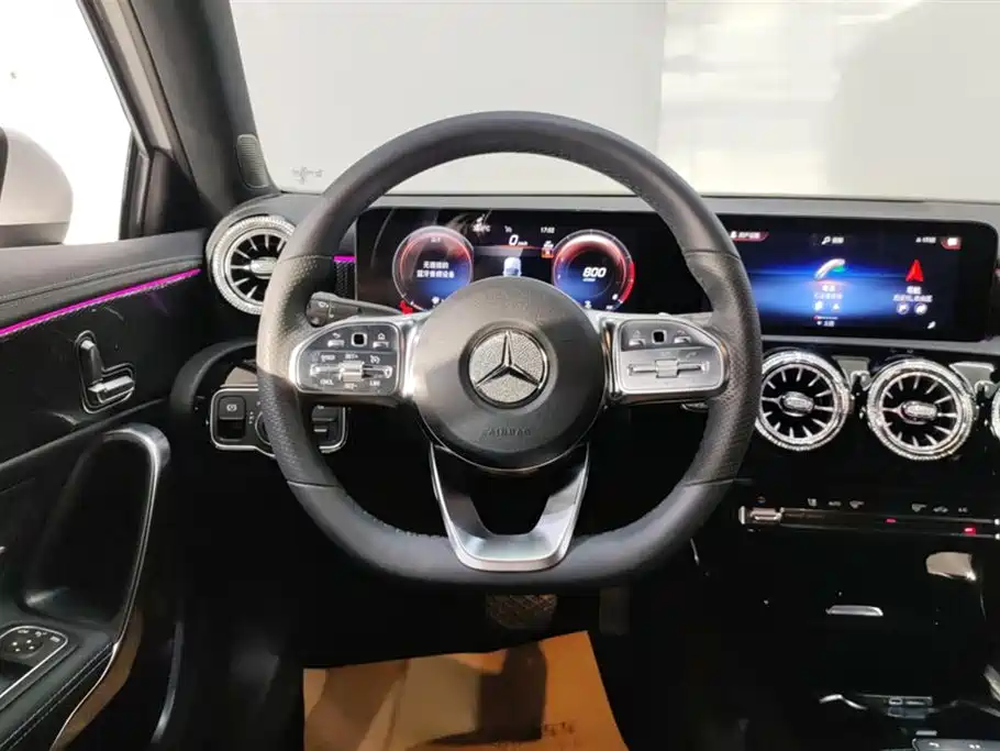 Mercedes-Benz A-Class 2022 Facelift III A 200 L Sport Sedan Fashion фото 15