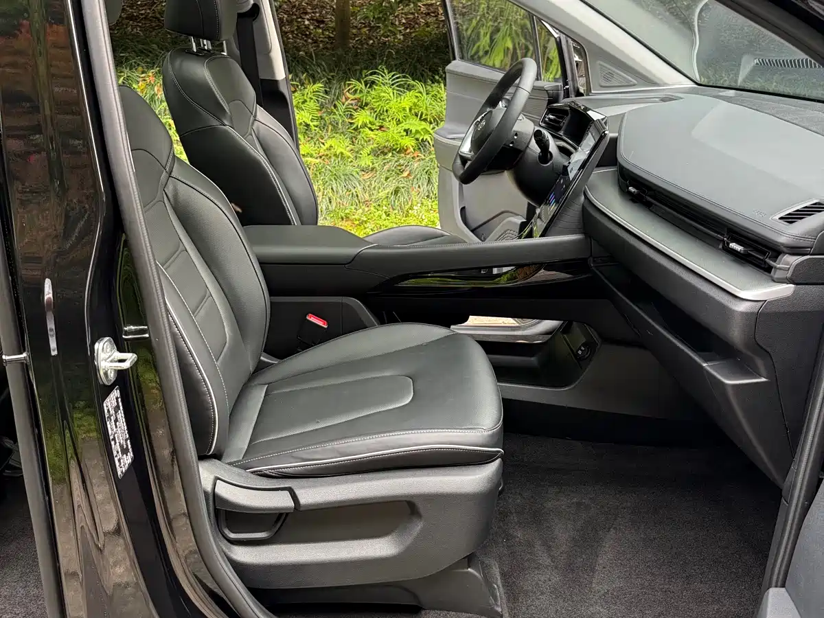 Hyundai Kustu 2024 270TGDi LUX Premium Edition фото 14