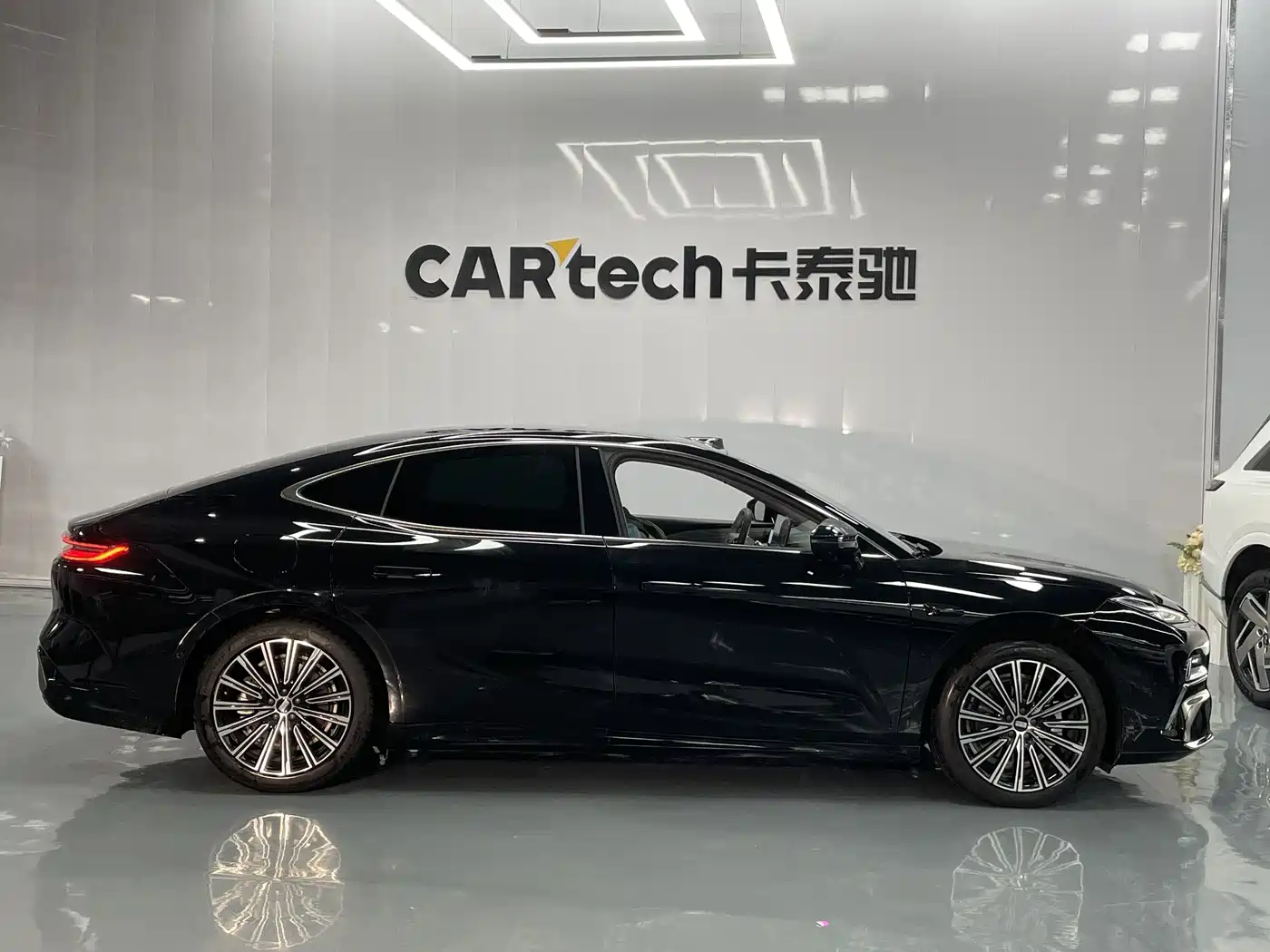 GEELY GALAXY GALAXY SPARKLE 8