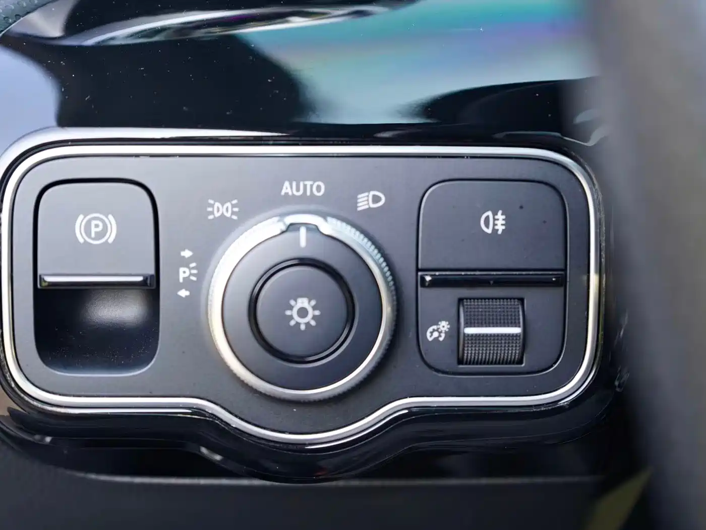 Mercedes-Benz A-Class AMG 2022 Model AMG A 35 L 4MATIC Blazing Night Special Edition фото 8