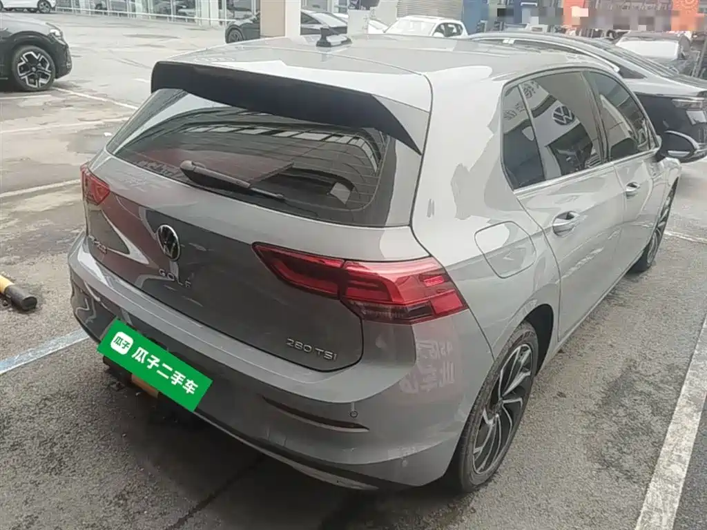 Volkswagen Golf 2023 Facelift 280TSI DSG Pro фото 12